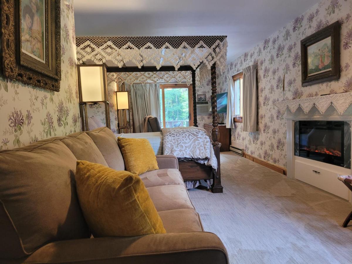 كوبرستاوون Whisperin' Pines Chalet الغرفة الصورة